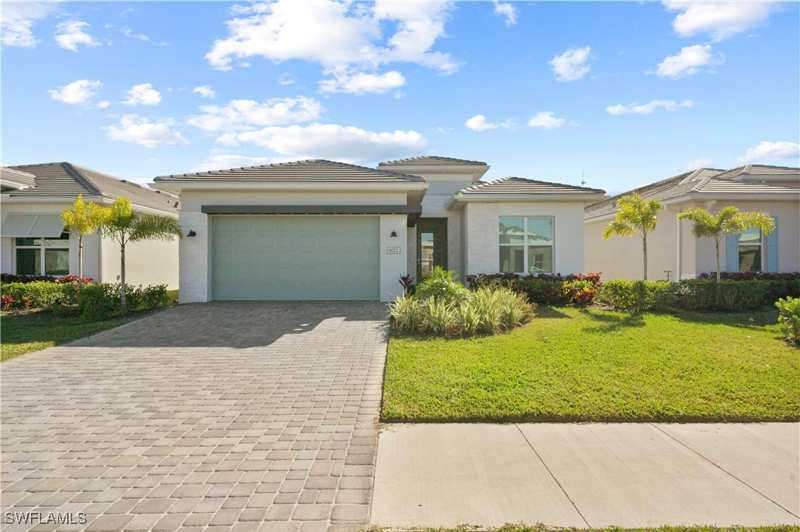 3 bedroom SingleFamilyResidence at 9072 Wisteria Way, Seven Shores, Naples — photo 1