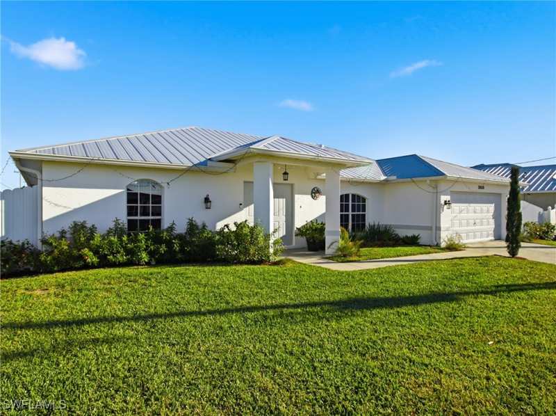 3 bedroom SingleFamilyResidence at 2833 NW 4th Ave, Cape Coral, Cape Coral — photo 1
