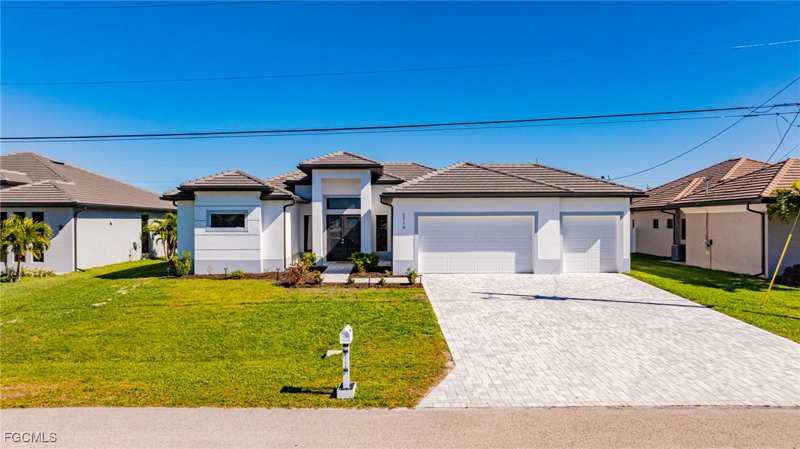 3 bedroom SingleFamilyResidence at 2719 SW 21st Ave, Cape Coral, Cape Coral — photo 1