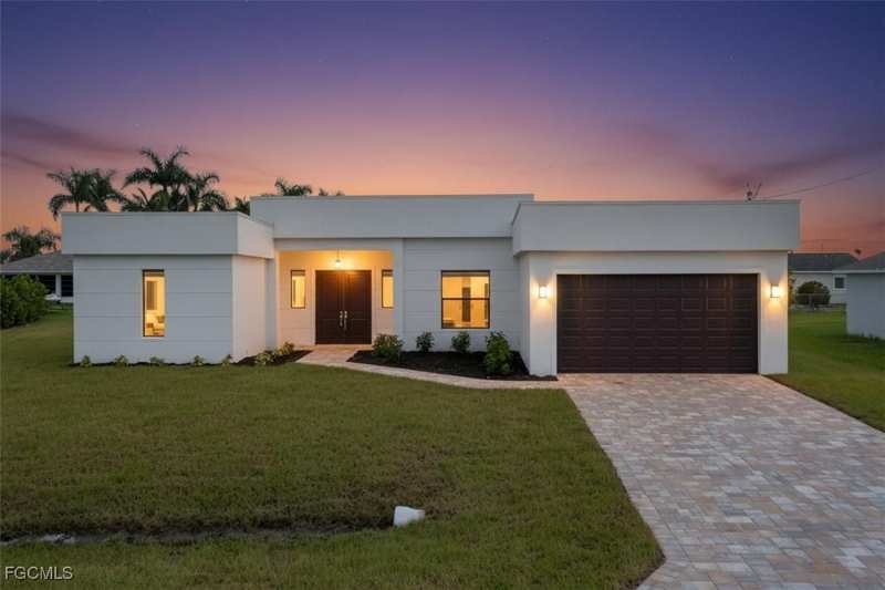 3 bedroom SingleFamilyResidence at 19 NW 14th Pl, Cape Coral, Cape Coral — photo 1