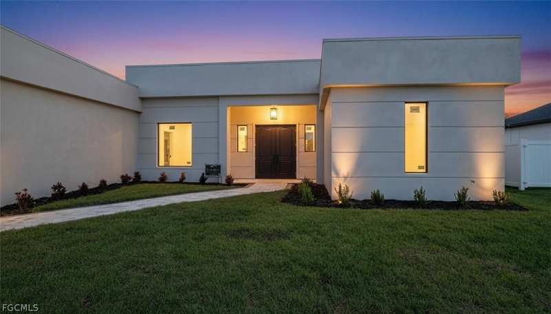3 bedroom SingleFamilyResidence at 1335 NW 3rd Ter, Cape Coral, Cape Coral — photo 1