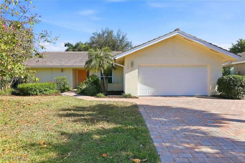 3 bedroom SingleFamilyResidence at 142 Old Tamiami Trl, Oak Park, Naples — photo 1