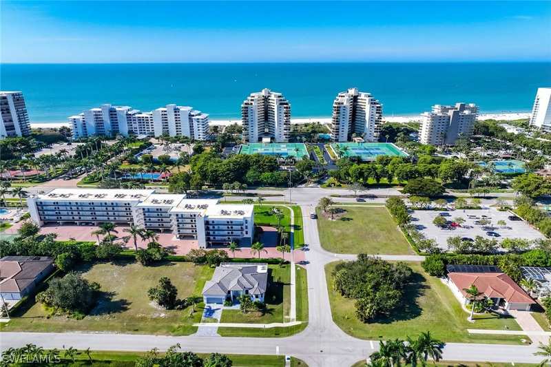 4 bedroom SingleFamilyResidence at 740 Seagrape Dr, Marco Island, Marco Island — photo 1