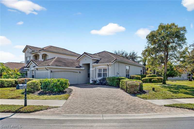 3 bedroom SingleFamilyResidence at 3350 Sandpiper Way, Bridgewater Bay, Naples — photo 1