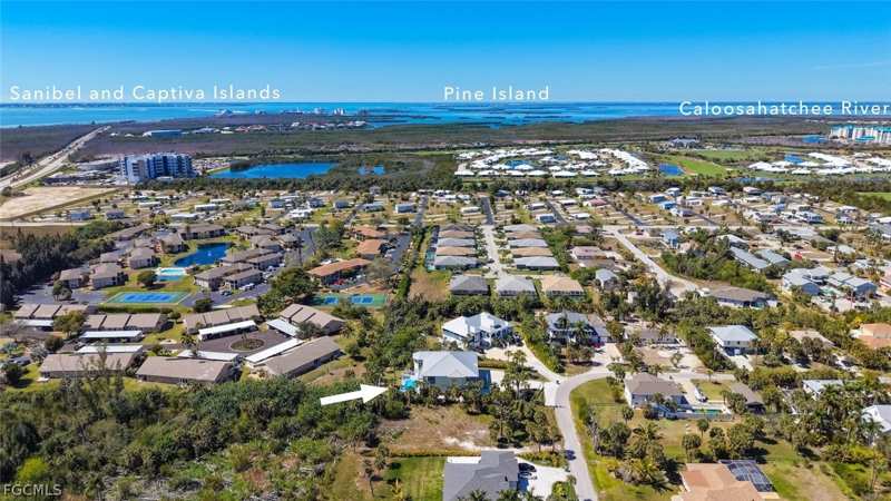 3 bedroom SingleFamilyResidence at 13411 Electron Dr, Cottage Point Unrec, Fort Myers — photo 1