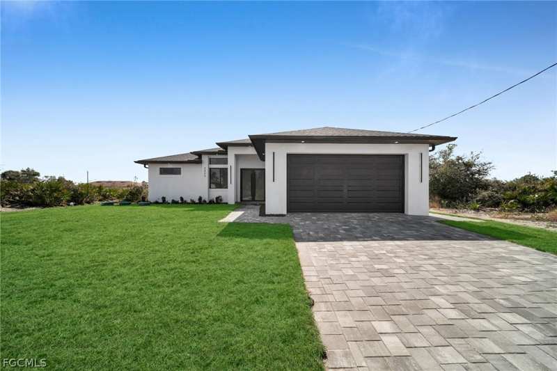 3 bedroom SingleFamilyResidence at 2805 58th St W, Lehigh Acres, Lehigh Acres — photo 1
