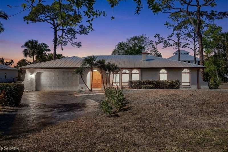 4 bedroom SingleFamilyResidence at 3739 Liberty Sq, Heritage Farms, Fort Myers — photo 1