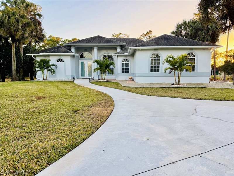 5 bedroom SingleFamilyResidence at 3960 1st Ave NW, Golden Gate Estates, Naples — photo 1