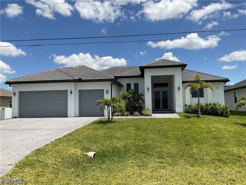 4 bedroom SingleFamilyResidence at 335 SW 31st Pl, Cape Coral, Cape Coral — photo 1