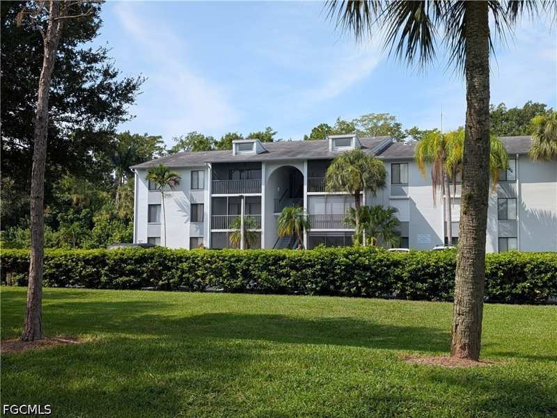 2 bedroom Condominium at 9650 Green Cypress Ln 22, Pine Ridge Of Fort Myers Village, Fort Myers — photo 1