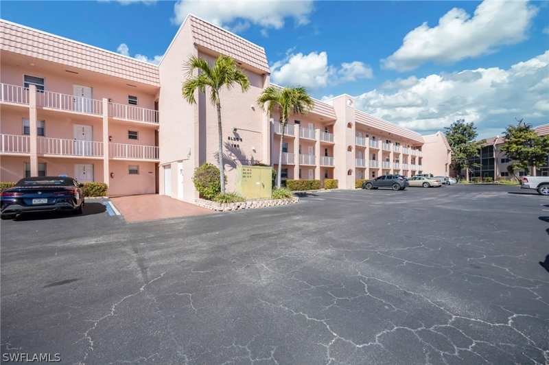 2 bedroom Condominium at 180 Turtle Lake Ct 211, Turtle Lake Golf Colony, Naples — photo 1