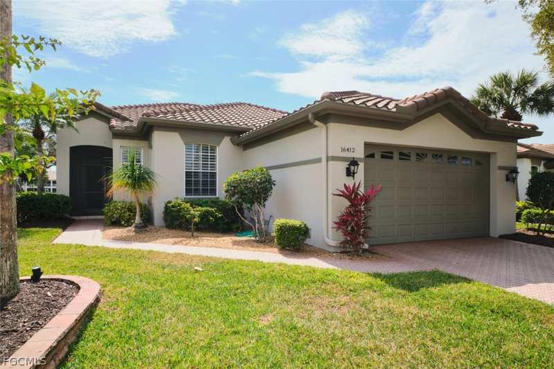3 bedroom SingleFamilyResidence at 16412 Willowcrest Way, Lexington Country Club, Fort Myers — photo 1