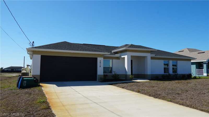 3 bedroom SingleFamilyResidence at 3918 NW 40th Ter, Cape Coral, Cape Coral — photo 1