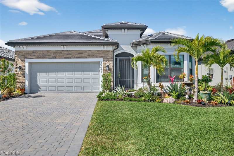 3 bedroom SingleFamilyResidence at 20641 Napa Loop, Verdana Village, Estero — photo 1