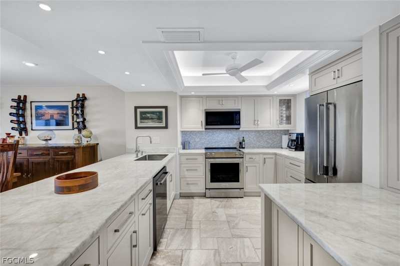 2 bedroom Condominium at 15021 Punta Rassa Rd 903, Punta Rassa, Fort Myers — photo 1