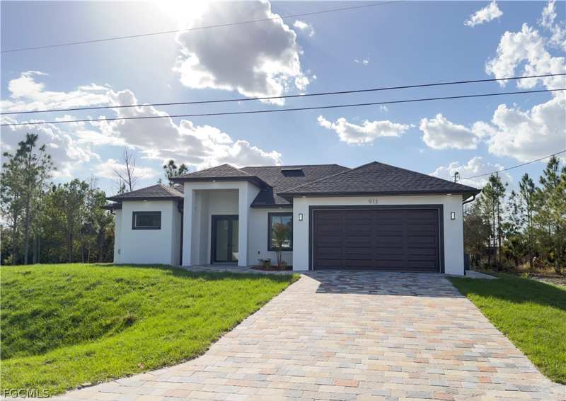 3 bedroom SingleFamilyResidence at 913 Glenn Ave, Lehigh Acres, Lehigh Acres — photo 1