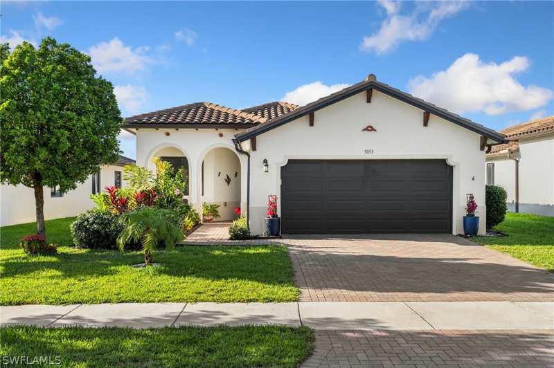 3 bedroom SingleFamilyResidence at 5053 Arancia Ln, Maple Ridge, Ave Maria — photo 1