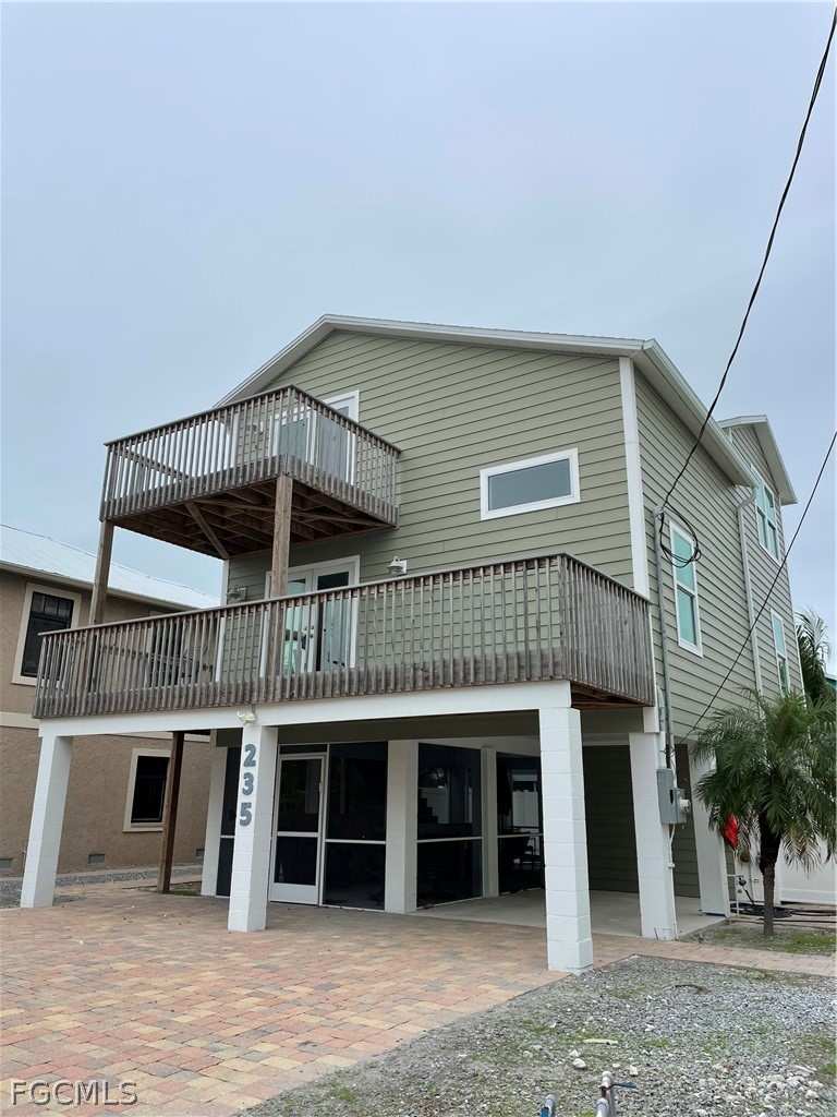 3 bedroom SingleFamilyResidence at 235 Miramar St, Miramar, Fort Myers Beach — photo 1