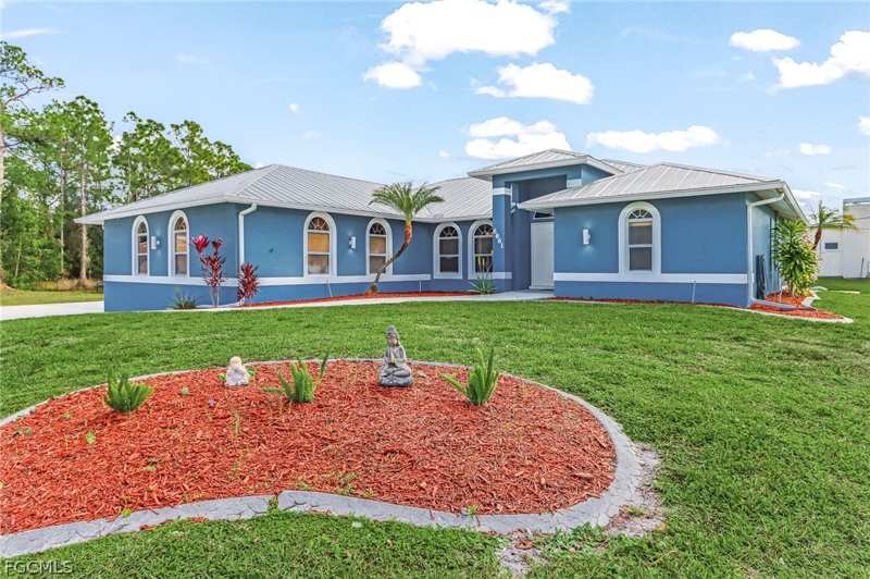4 bedroom SingleFamilyResidence at 6861 Cadet Ave, Buckingham Air Park, Fort Myers — photo 1