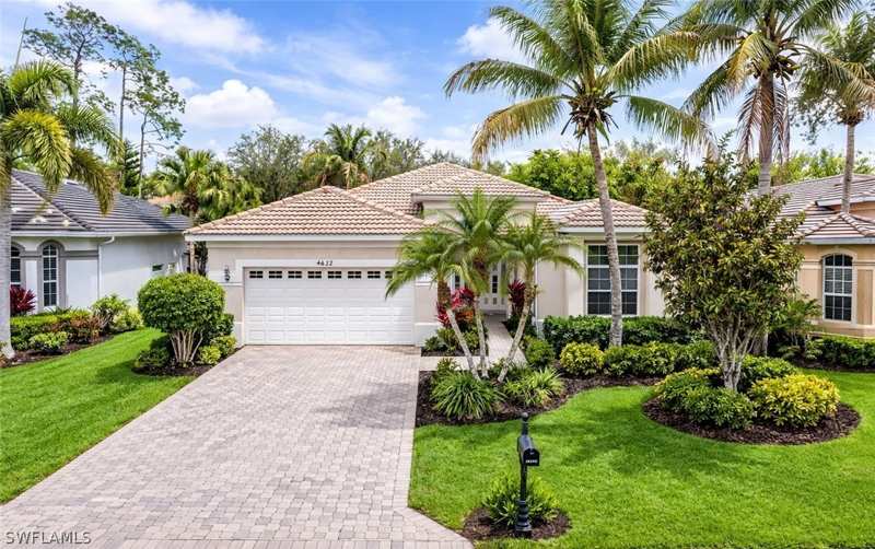 2 bedroom SingleFamilyResidence at 4832 Cerromar Dr, Lake Placid, Naples — photo 1