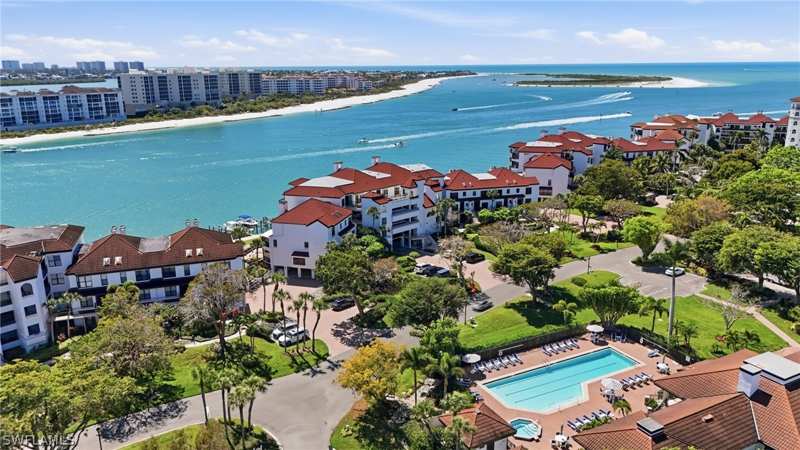 2 bedroom Condominium at 309 La Peninsula Blvd 309, La Peninsula, Naples — photo 1