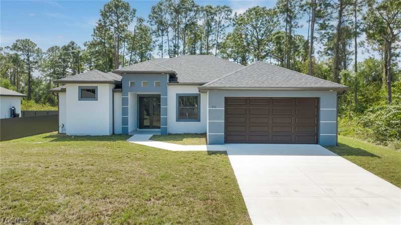 3 bedroom SingleFamilyResidence at 872 Spaulding St E, Twin Lake Estates, Lehigh Acres — photo 1