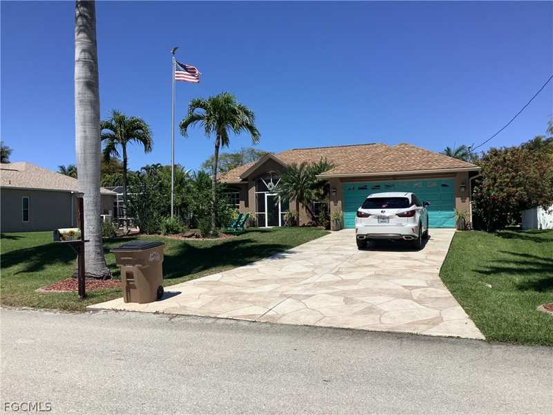 3 bedroom SingleFamilyResidence at 2307 SW 44th St, Cape Coral, Cape Coral — photo 1