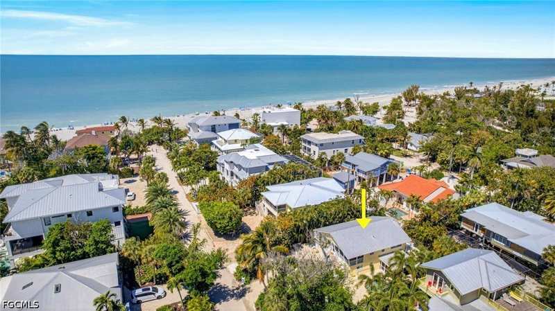 4 bedroom SingleFamilyResidence at 11536 Wightman Ln, Captiva Beach, Captiva — photo 1