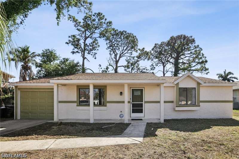 2 bedroom SingleFamilyResidence at 17413 Lee Rd, San Carlos Park, Fort Myers — photo 1