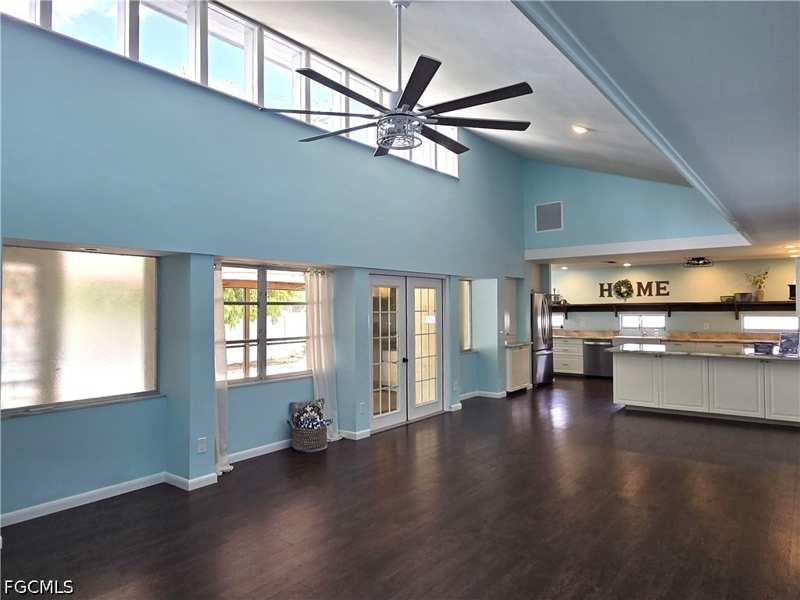 4 bedroom SingleFamilyResidence at 8512 Chatham St, Fort Myers Villas, Fort Myers — photo 1