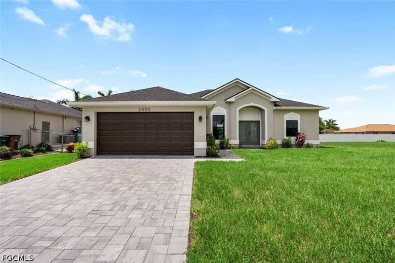 3 bedroom SingleFamilyResidence at 2005 NW 18th St, Cape Coral, Cape Coral — photo 1