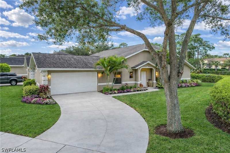 3 bedroom Attached at 2037 W Crown Pointe Blvd, Crown Pointe Villas, Naples — photo 1