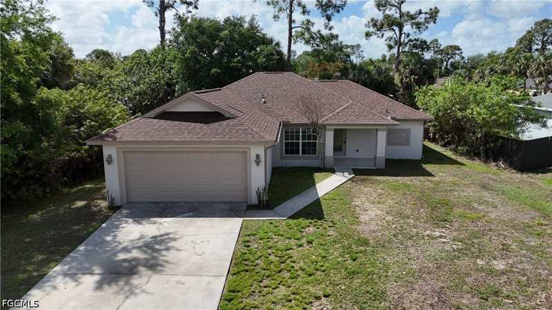 3 bedroom SingleFamilyResidence at 2907 12th St W, Lehigh Acres, Lehigh Acres — photo 1