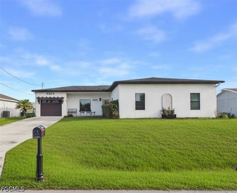 4 bedroom SingleFamilyResidence at 4004 13th St SW, Lehigh Acres, Lehigh Acres — photo 1