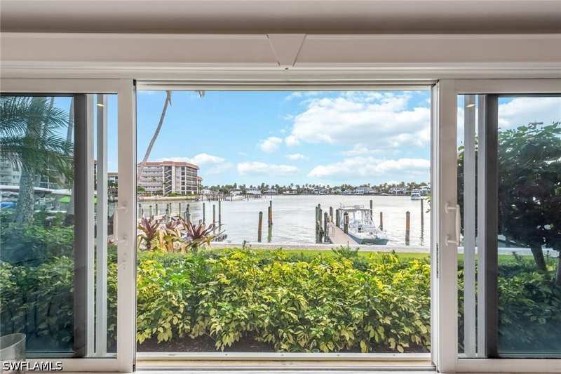 2 bedroom Condominium at 2850 Gulf Shore Blvd N 102, Jennifer Shores, Naples — photo 1