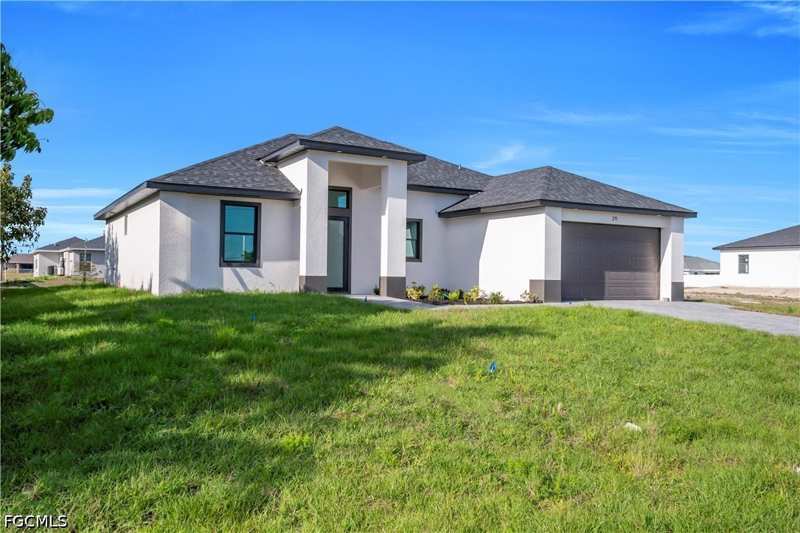 3 bedroom SingleFamilyResidence at 211 NE 15th Ter, Cape Coral, Cape Coral — photo 1