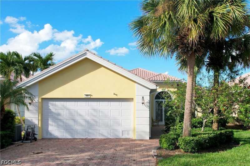 3 bedroom SingleFamilyResidence at 7983 Valentina Ct, Verona Walk, Naples — photo 1