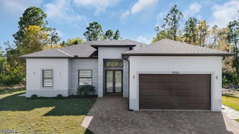 3 bedroom SingleFamilyResidence at 1504 E 6th St, Lehigh Estates, Lehigh Acres — photo 1