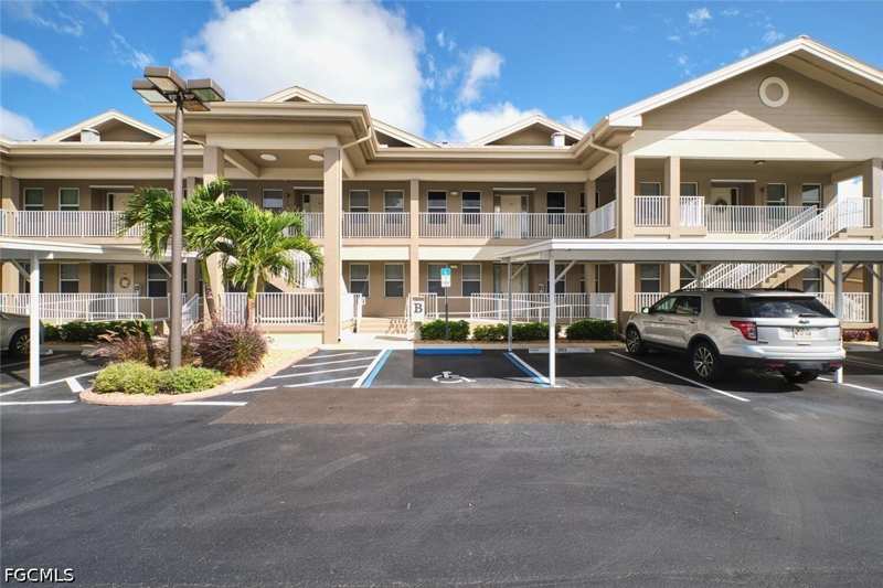 2 bedroom Condominium at 15256 Riverbend Blvd 202, Mariners Cove, North Fort Myers — photo 1