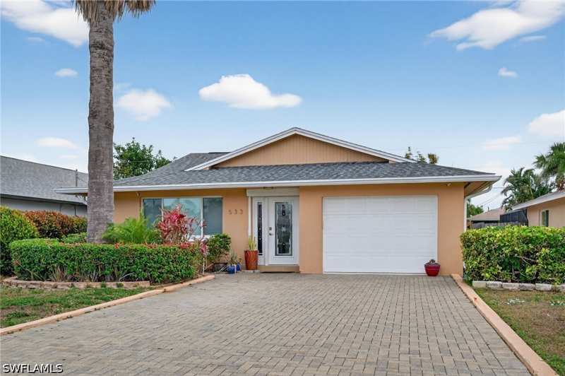 4 bedroom SingleFamilyResidence at 533 98th Ave N, Naples Park, Naples — photo 1
