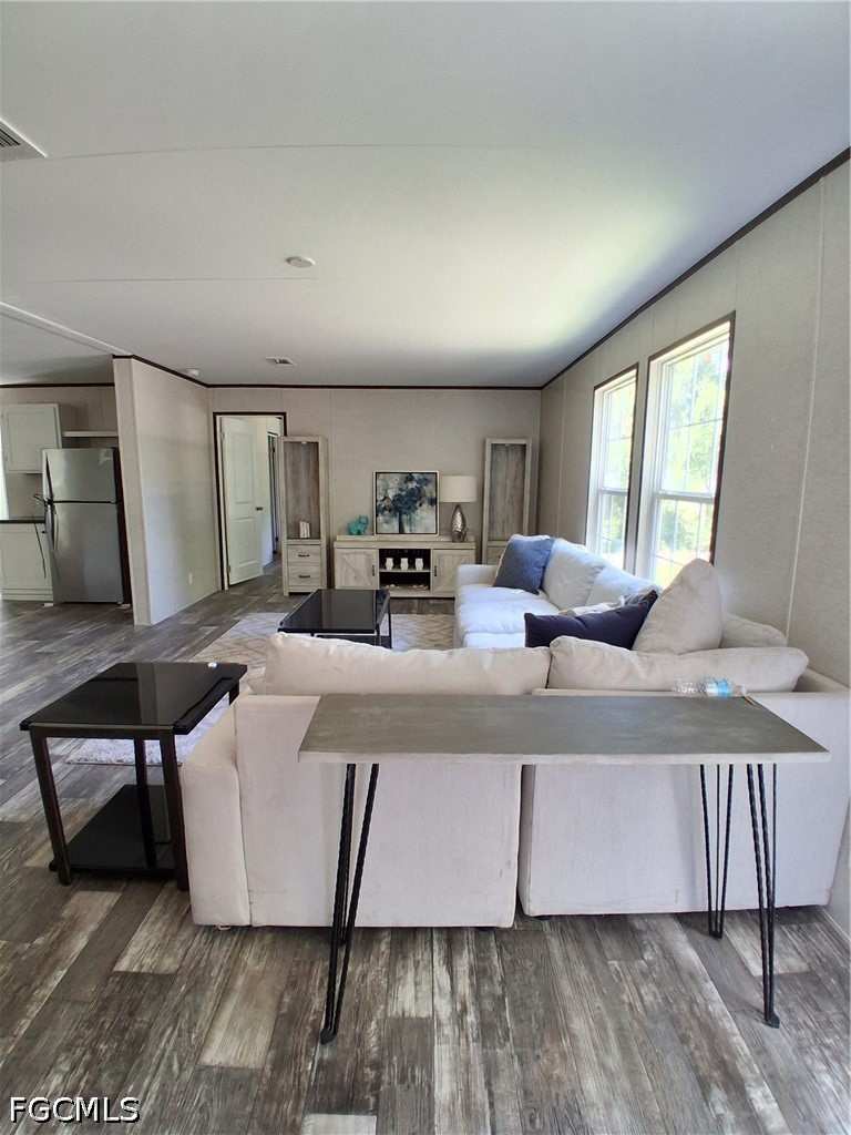3 bedroom ManufacturedHome at 860 N Live Oak St, Montura, Clewiston — photo 1