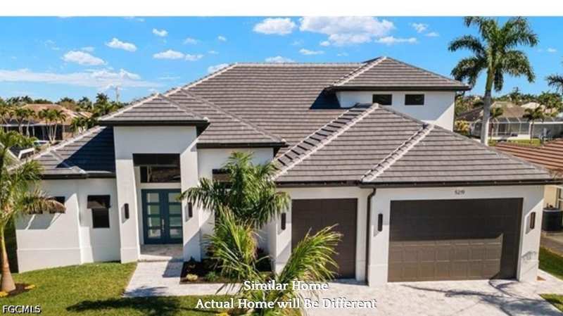 4 bedroom SingleFamilyResidence at 5125 Avalon Dr, Yacht Club, Cape Coral — photo 1