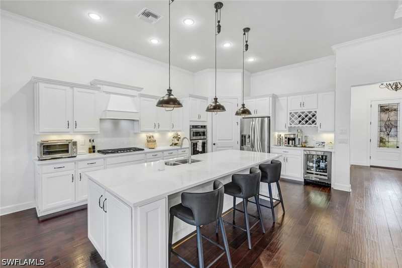 3 bedroom SingleFamilyResidence at 9403 Surfbird Ct, Greyhawk At Golf Club Of The Everglades, Naples — photo 1