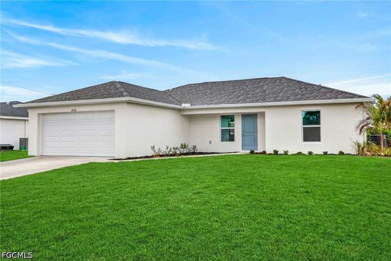 3 bedroom SingleFamilyResidence at 2426 NW 19th Ave, Cape Coral, Cape Coral — photo 1