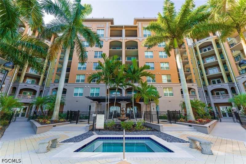 2 bedroom Condominium at 2825 Palm Beach Blvd 214, Alta Mar, Fort Myers — photo 1
