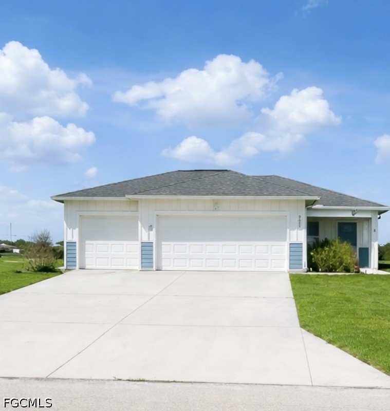 3 bedroom SingleFamilyResidence at 9023 Maywood Cir, Port Labelle, Labelle — photo 1