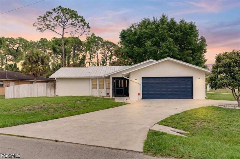 3 bedroom SingleFamilyResidence at 300 Edward Ave, Lehigh Acres, Lehigh Acres — photo 1
