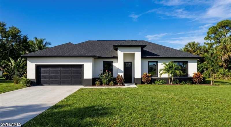 4 bedroom SingleFamilyResidence at 518 Keller St E, Lehigh Acres, Lehigh Acres — photo 1