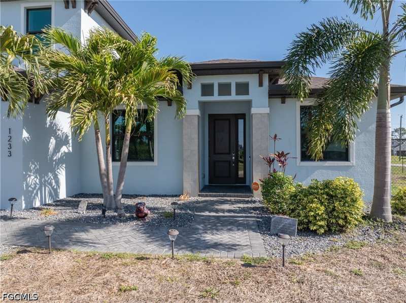 5 bedroom SingleFamilyResidence at 1233 NW 18th St, Cape Coral, Cape Coral — photo 1