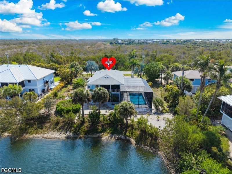 2 bedroom SingleFamilyResidence at 589 Rabbit Rd, Sanibel River, Sanibel — photo 1